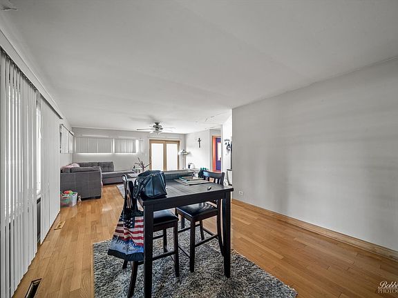2nd image of 339 Elmhurst St