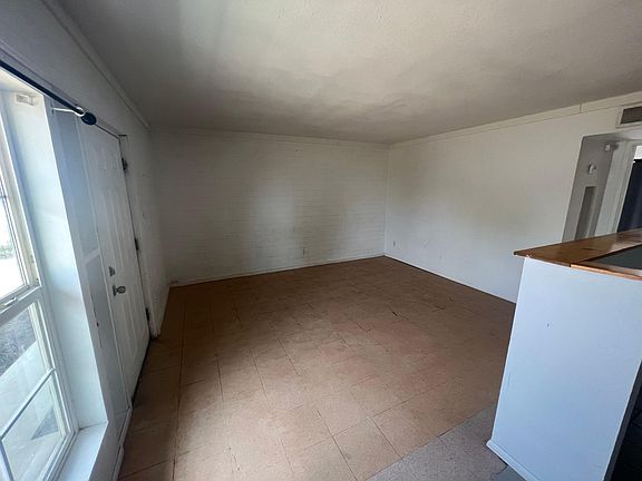 5th image of 2705 W Tuckey Ln #0