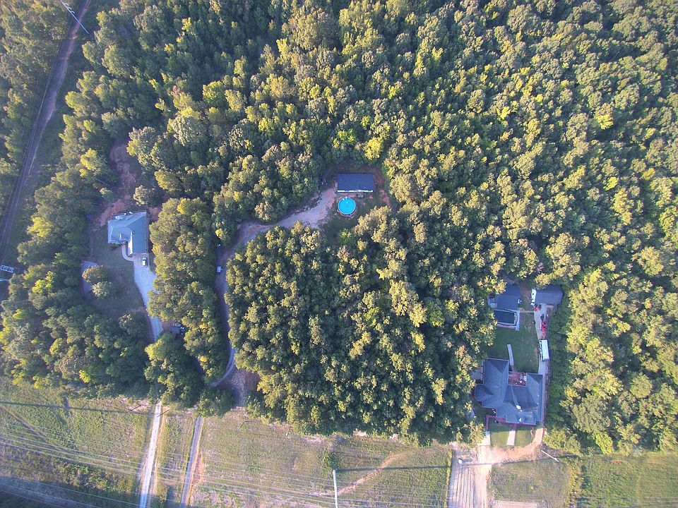 2nd image of 890 Bailey Brooks Rd