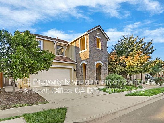 4th image of 2446 Mojave Dr