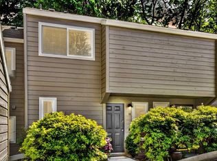 4880 SW Scholls Ferry Rd APT 16, Portland, OR 97225