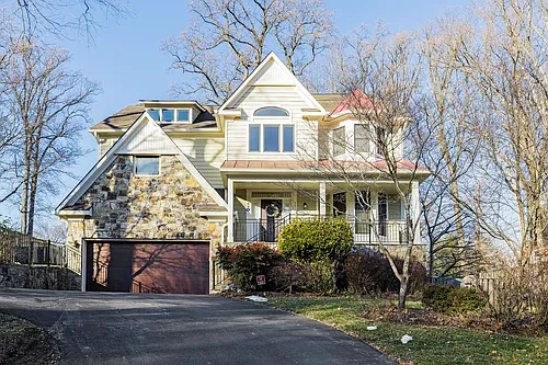 5922 Chesterbrook Rd Photo 1