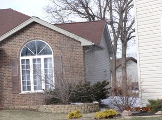 798 Bluebonnett Ct, Aurora, IL 60505