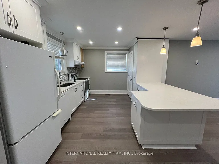 73 Murray Dr #101 — Photo 8