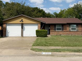 4025 Tynes Dr, Garland, TX 75042