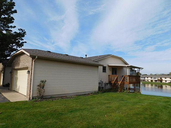 5th image of 6087 Crystal Dr #7