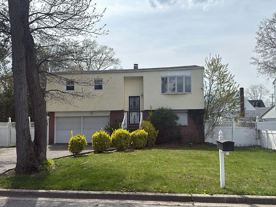 1st image of 109 Margaretta Ave