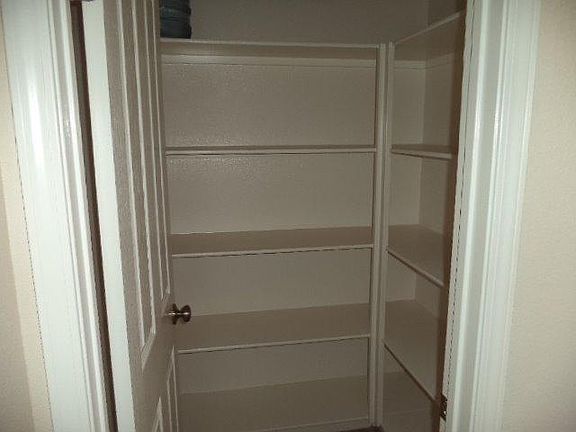 5th image of 13056 Heywood St