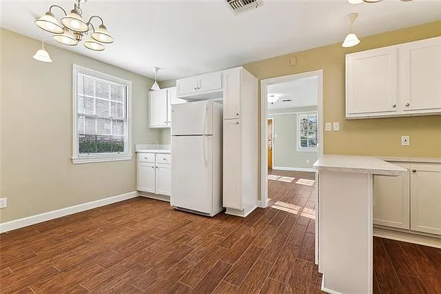 129 Stewart Ave — Photo 5