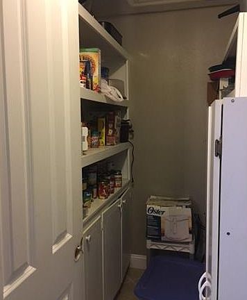 5th image of 182 Sandra Lee Dr