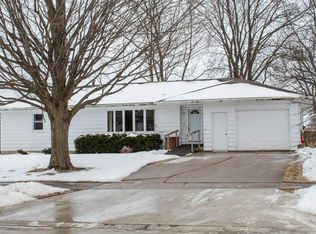 115 W South St, Greene, IA 50636