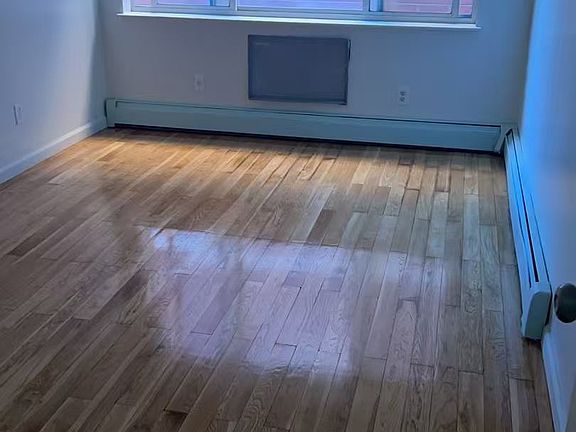 5th image of 3103 Linden Pl APT 2
