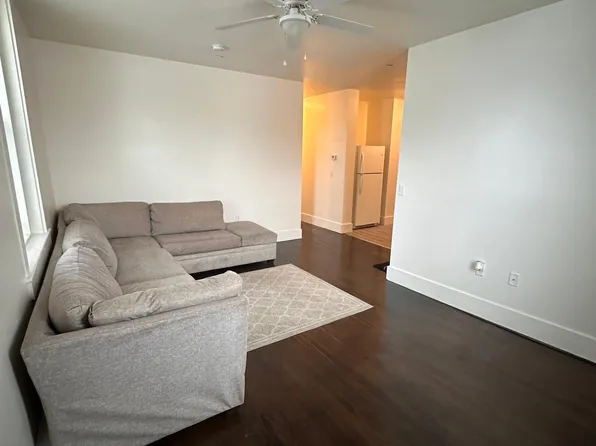 72 Center St #2, Bangor, ME 04401