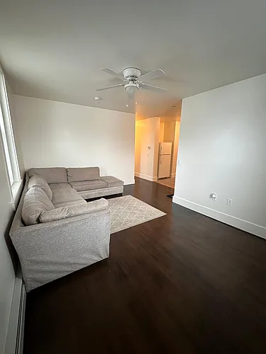 72 Center St #2 Photo 1