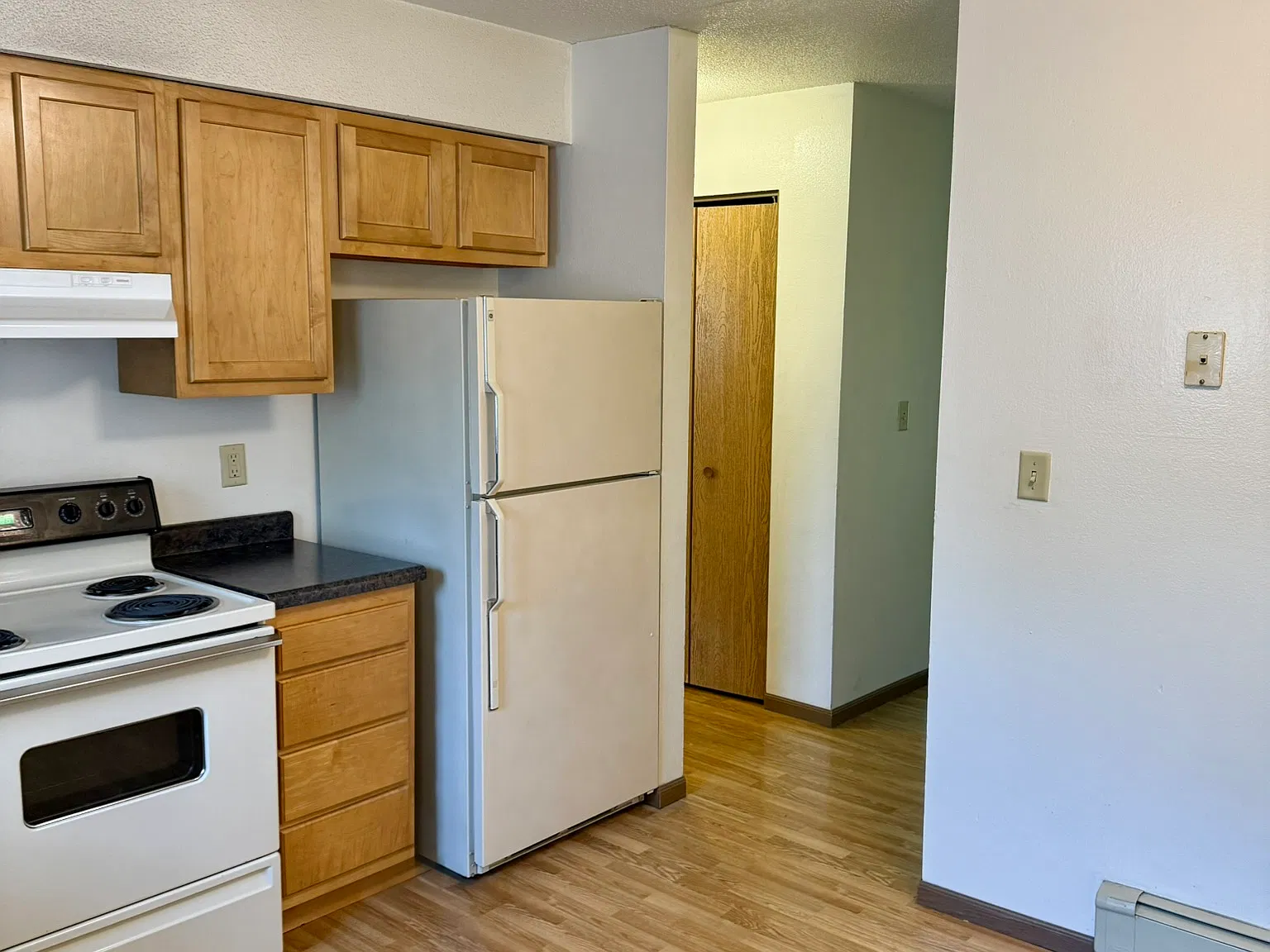 2 bed, $1,304 — Photo 3