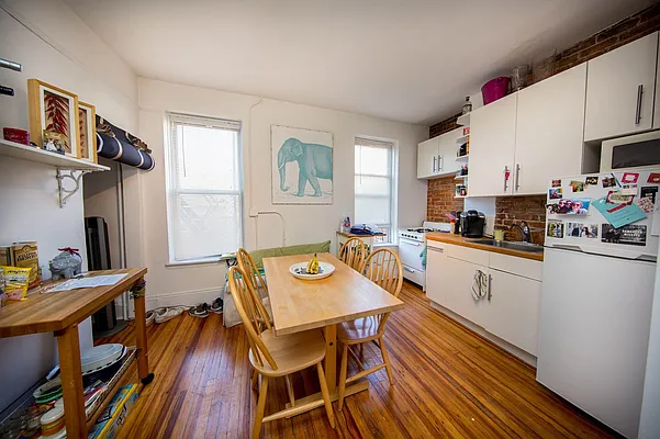 Rented by Avenue Sotheby's International Realty | media 17