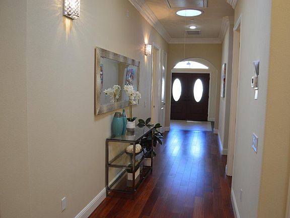 5th image of 10171 Stern Ave