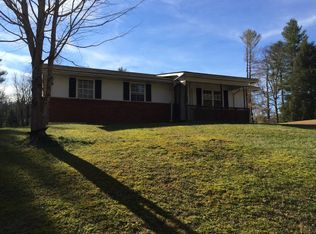 2525 Quillen Chapel Rd, Campton, KY 41301
