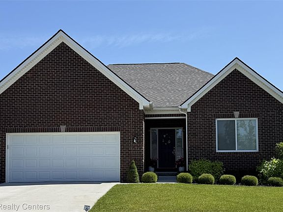 2nd image of 920 Timberbrook Ln