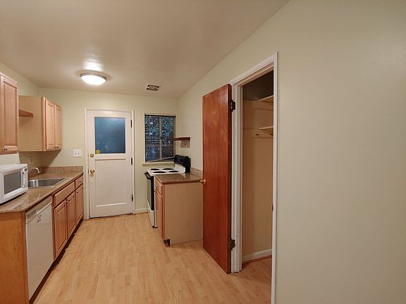 5th image of 312 Boylston Ave E #11293878