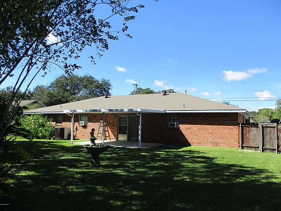 2nd image of 704 Evergreen Dr