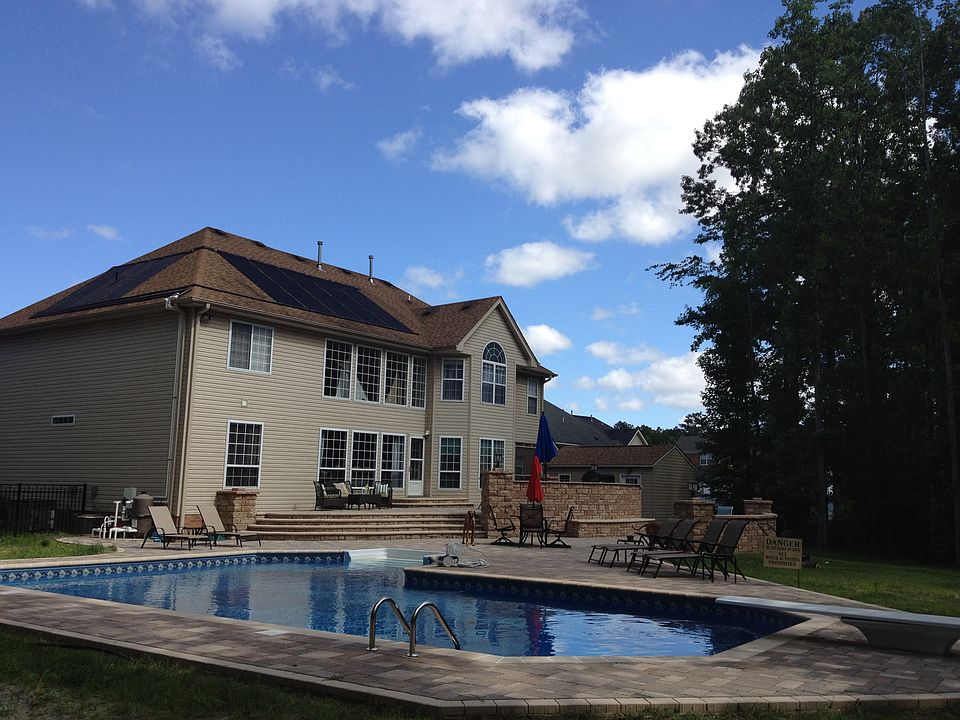 1st image of 3704 Cypress Vine Ln