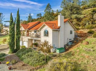 16268 Eagle Rock Rd, Hidden Valley Lake, CA 95467