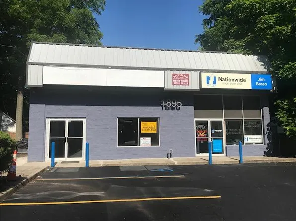 1895 New York Ave, Huntington Station, NY 11746