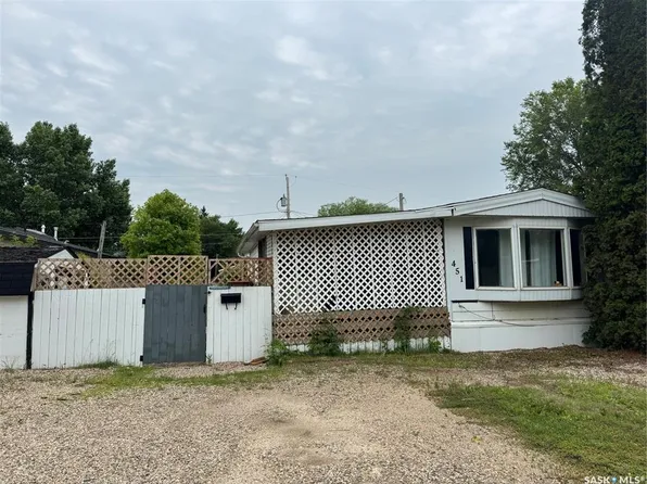 451 34th STREET, Battleford, SK S0M 0E0