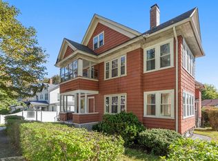 53 Howland Ter, Worcester, MA 01602