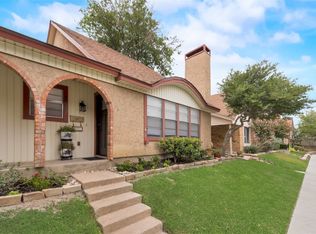 2023 Clubview Dr, Carrollton, TX 75006