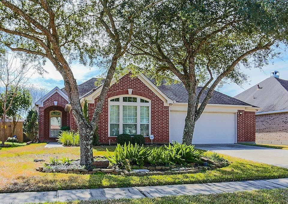 1st image of 2214 Waters Edge Ln
