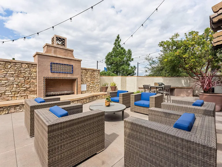 Casa Lago Eastlake — Photo 7