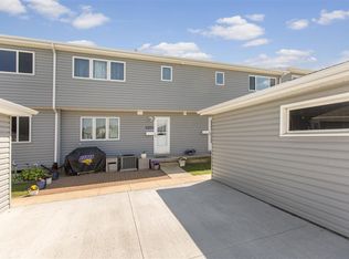 4162 Aspen Ct, Waterloo, IA 50701
