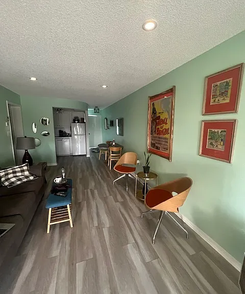 5 High Point Cir W #9 — Photo 3