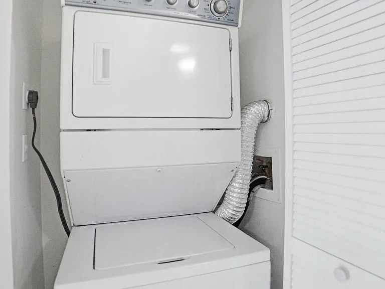 8207 Fairway Rd — Photo 15