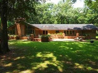 3480 Lakeshore Dr, Tallahassee, FL 32312