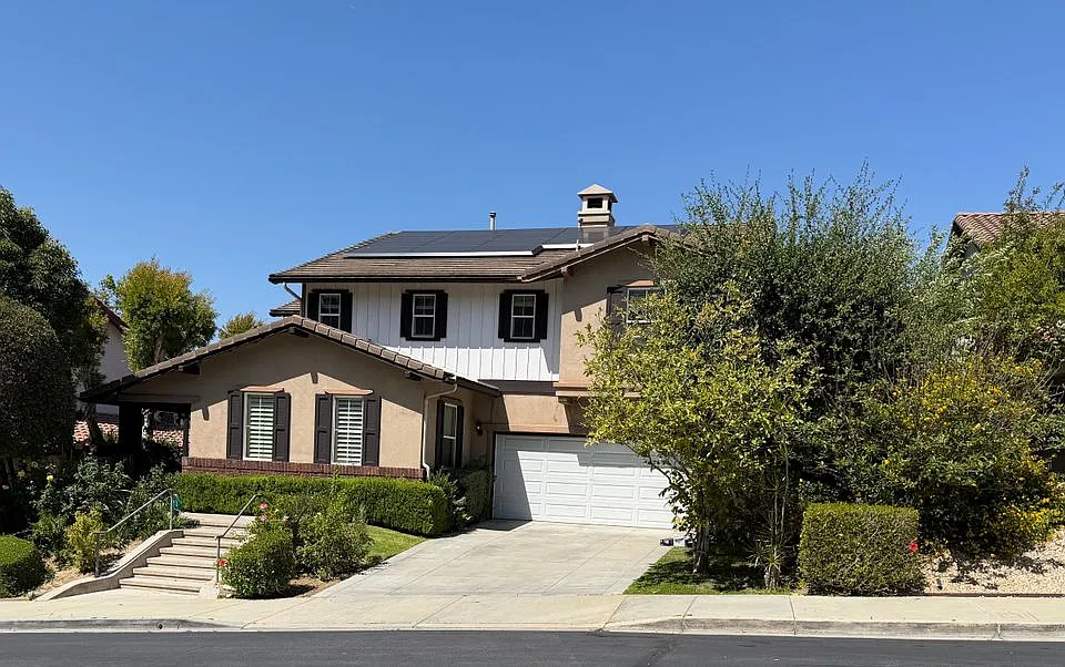 16333 Fox Hollow Way