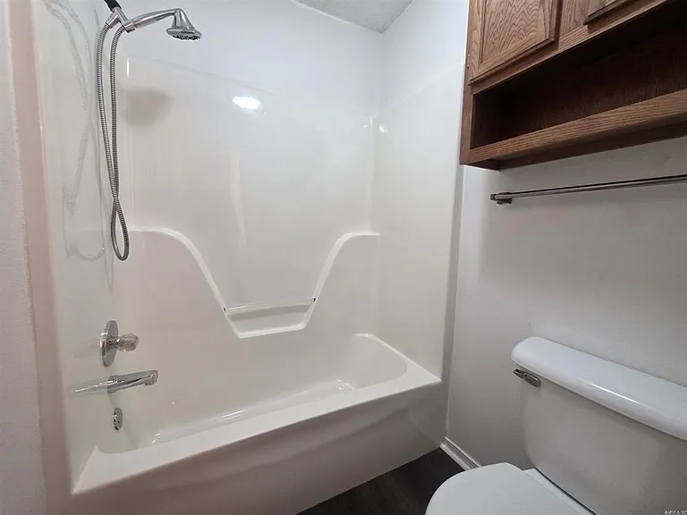 1608 Waldron Cv — Photo 13