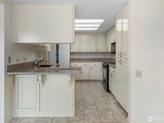 5th image of 15719 SE 23rd Street #116