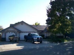 4392 Trinity St, Shasta Lake, CA 96019