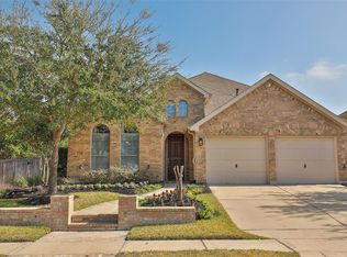 17230 Red Oak Bend Dr, Cypress, TX 77433
