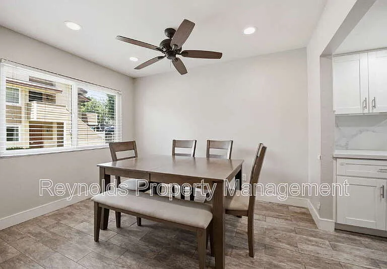 633 R Ave #35 — Photo 8