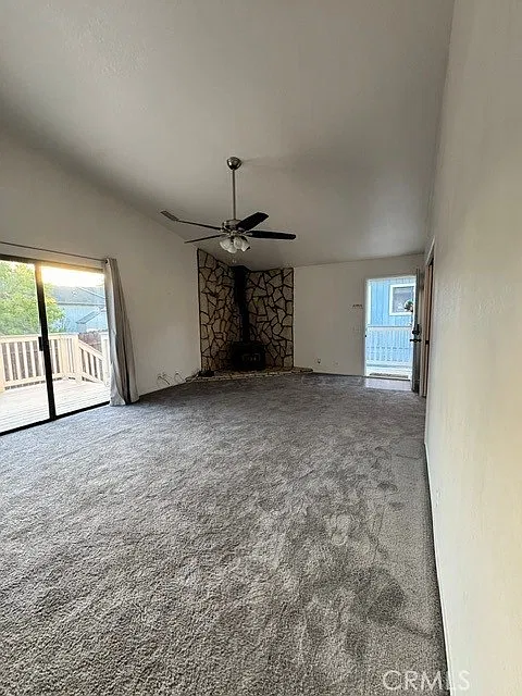 3 bed, 1.5 bath, 1301 sqft, $2,800 — Photo 3