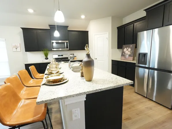 1110 Natchez Dr, College Station, TX 77845