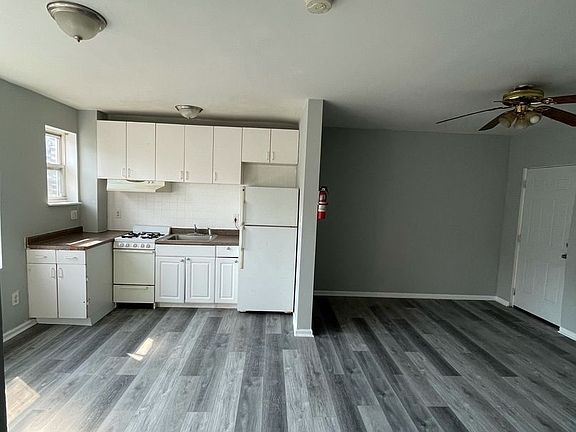 5th image of 6243 S Ashland Ave APT 302
