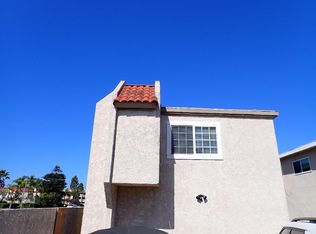 16982 Lynn Ln #B, Huntington Beach, CA 92649