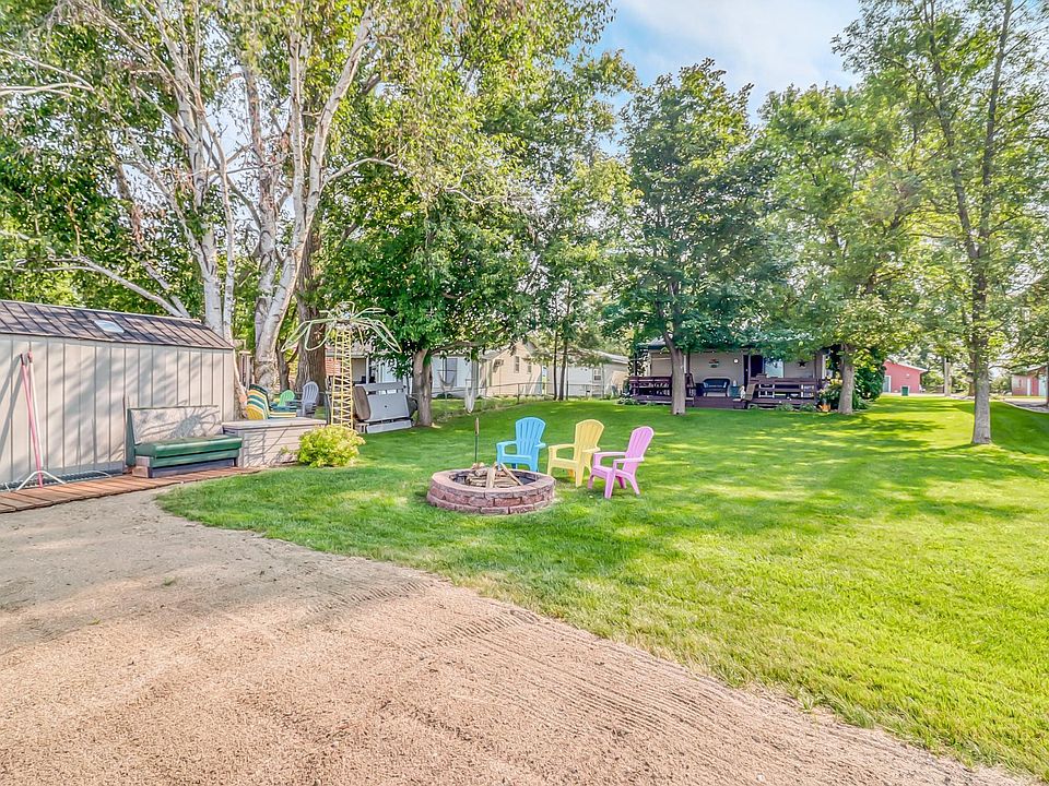 1st image of 44775 Jacobs Beach Ln
