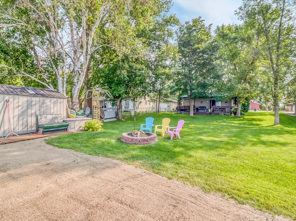 44775 Jacobs Beach Ln, Pelican Rapids, MN 56572