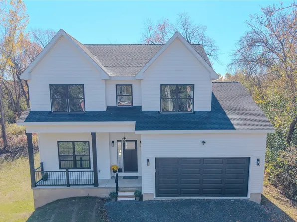 4792 Countryside Dr, Syracuse, NY 13215